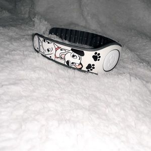 Disney Dalmatian Magic Band Barely used